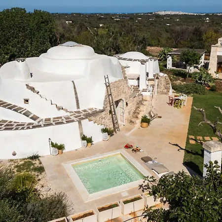 Trullo Padronale فيلة *