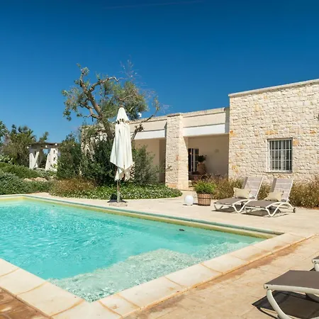 Trullo Padronale Villa *