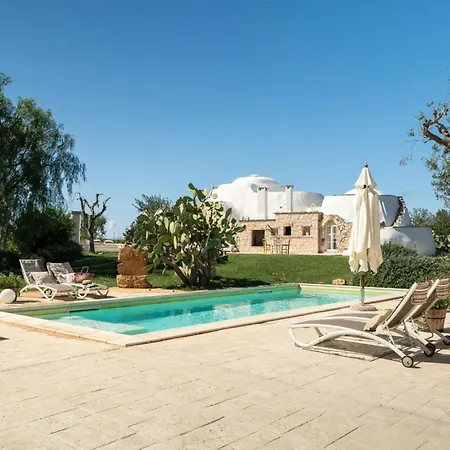 Trullo Padronale Villa
